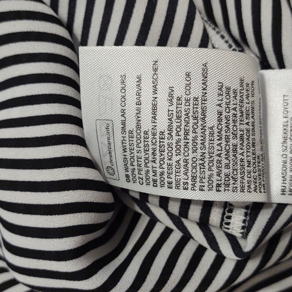 H&M oversized Dress Shirt - Picture 10 of 10